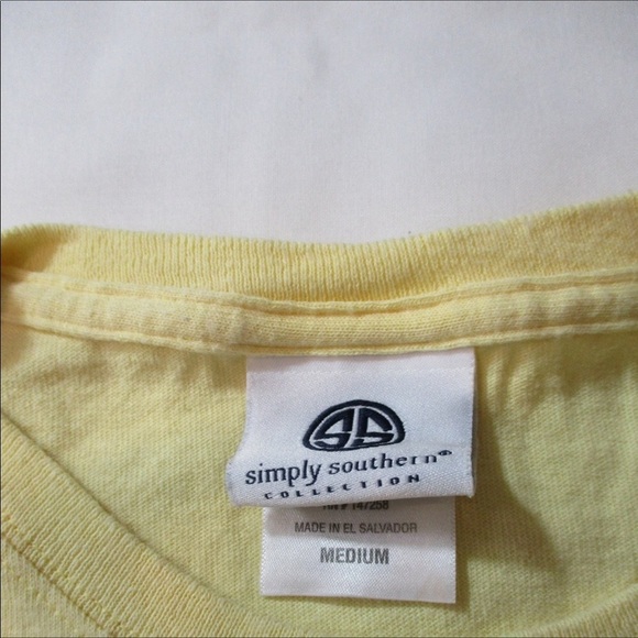 SIMPLY SOUTHERN Short Sleeve Tee Size Medium - Picture 4 of 6